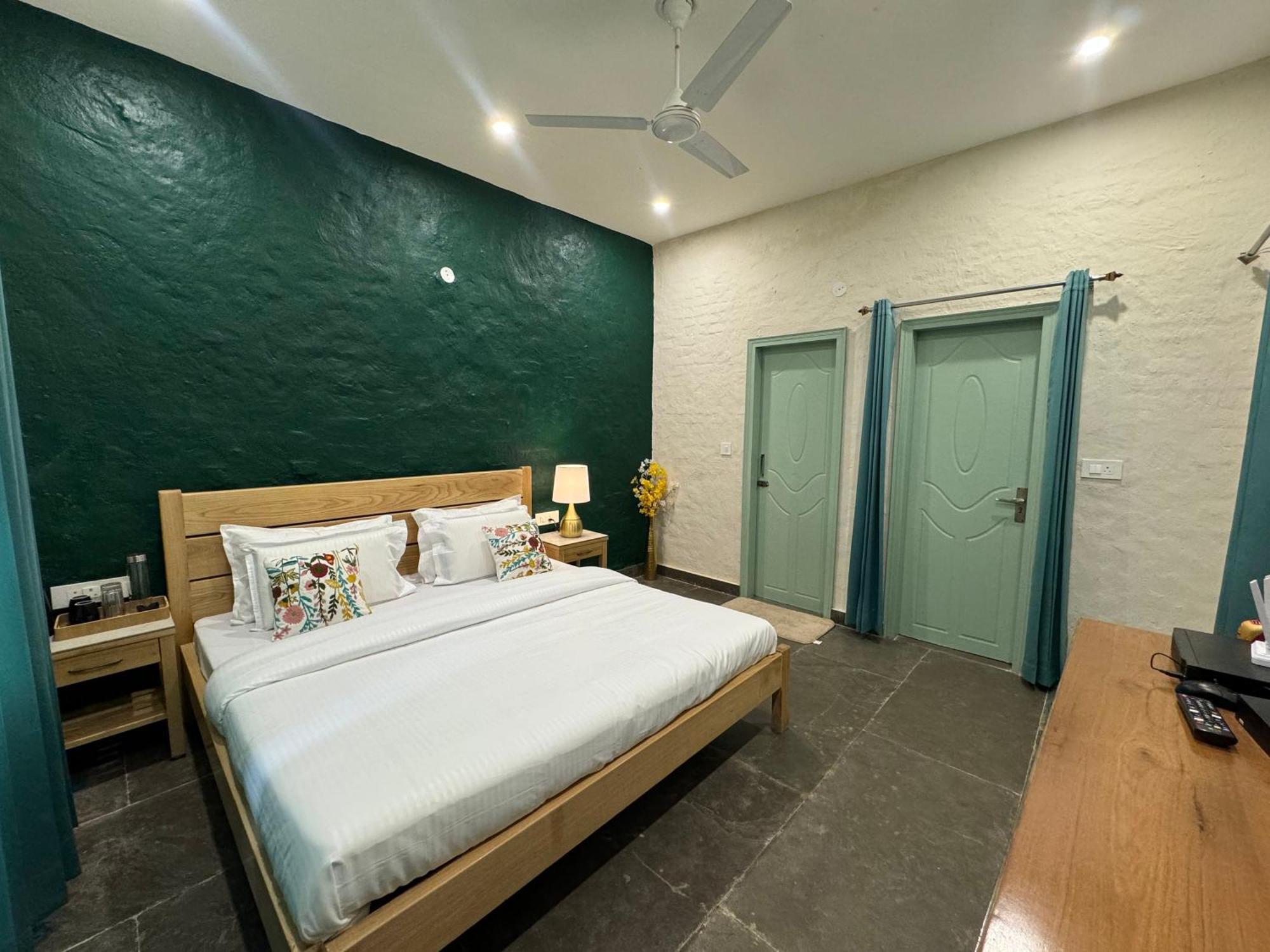 Cliff House, 3Br Lux Farmhouse 2Km To Rajpur Road دهرادون المظهر الخارجي الصورة